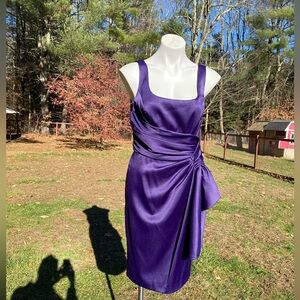 Maggy London satin ruched flounce waist detail satin square neck dress NWT 10